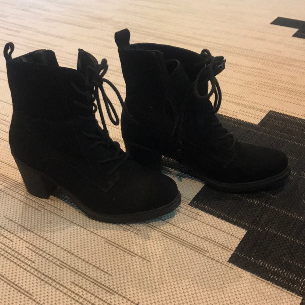 Black suede chunky heel boot